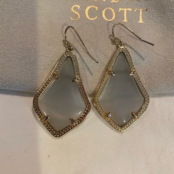 Kendra Scott Alex Earrings - Picture 3 of 6